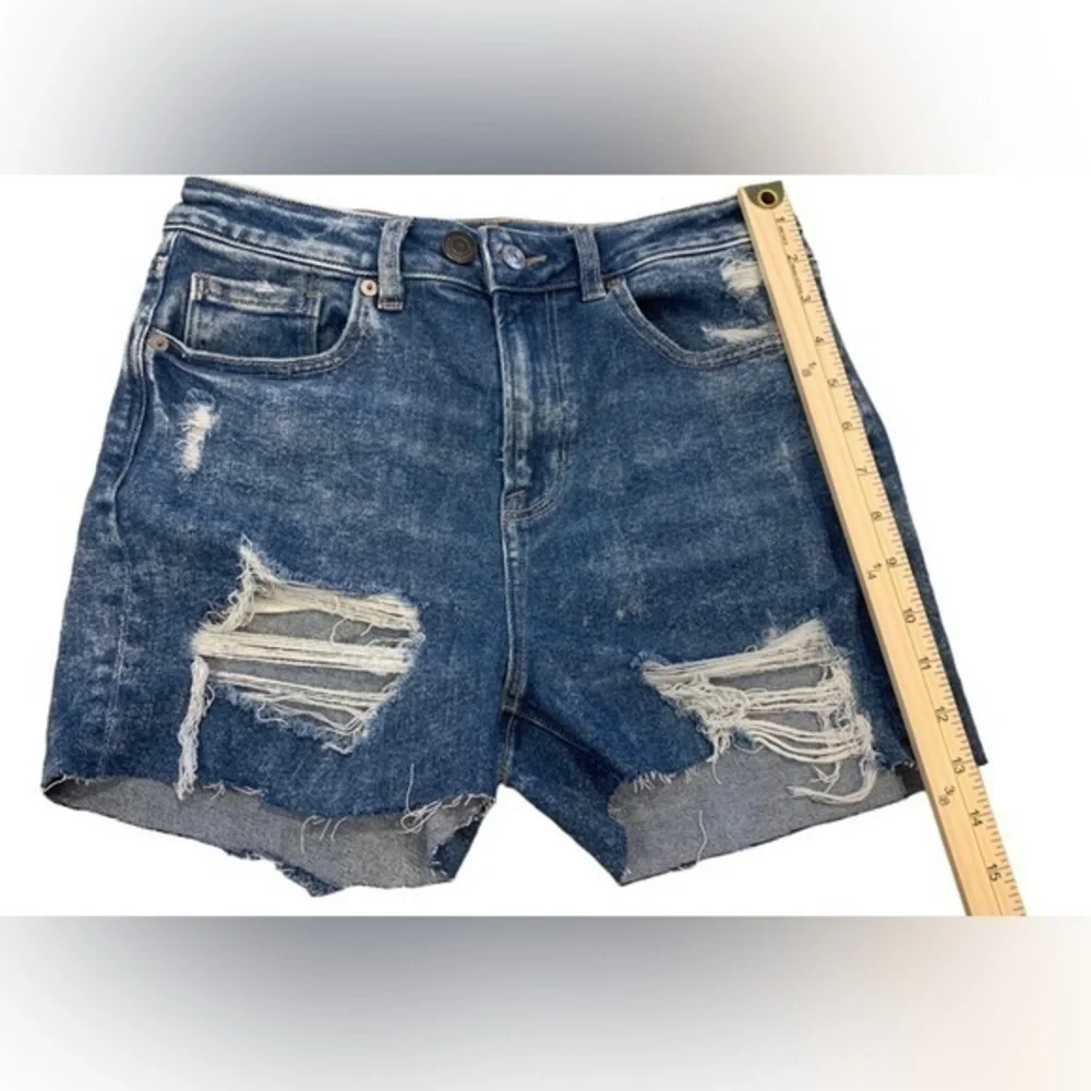 American Eagle Stretch‎ Distressed Mom Short Womens Size 4